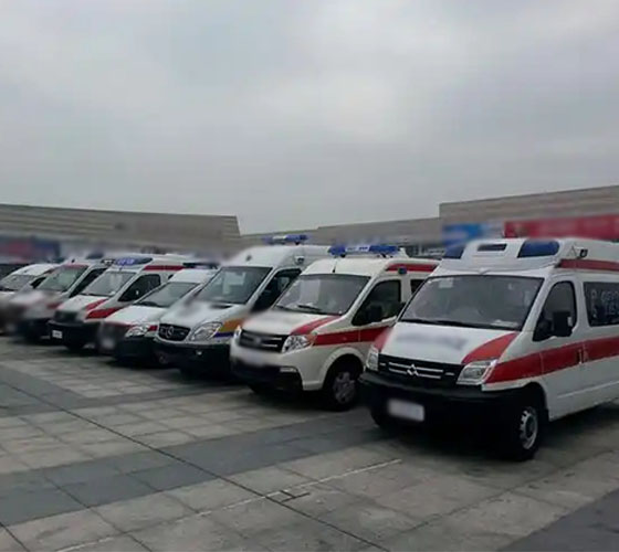 布拖县服务车队展示