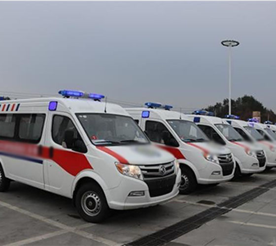 布拖县服务车队展示